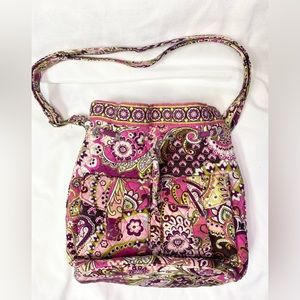 Vera Bradley shoulder bag with pockets and drawstrings